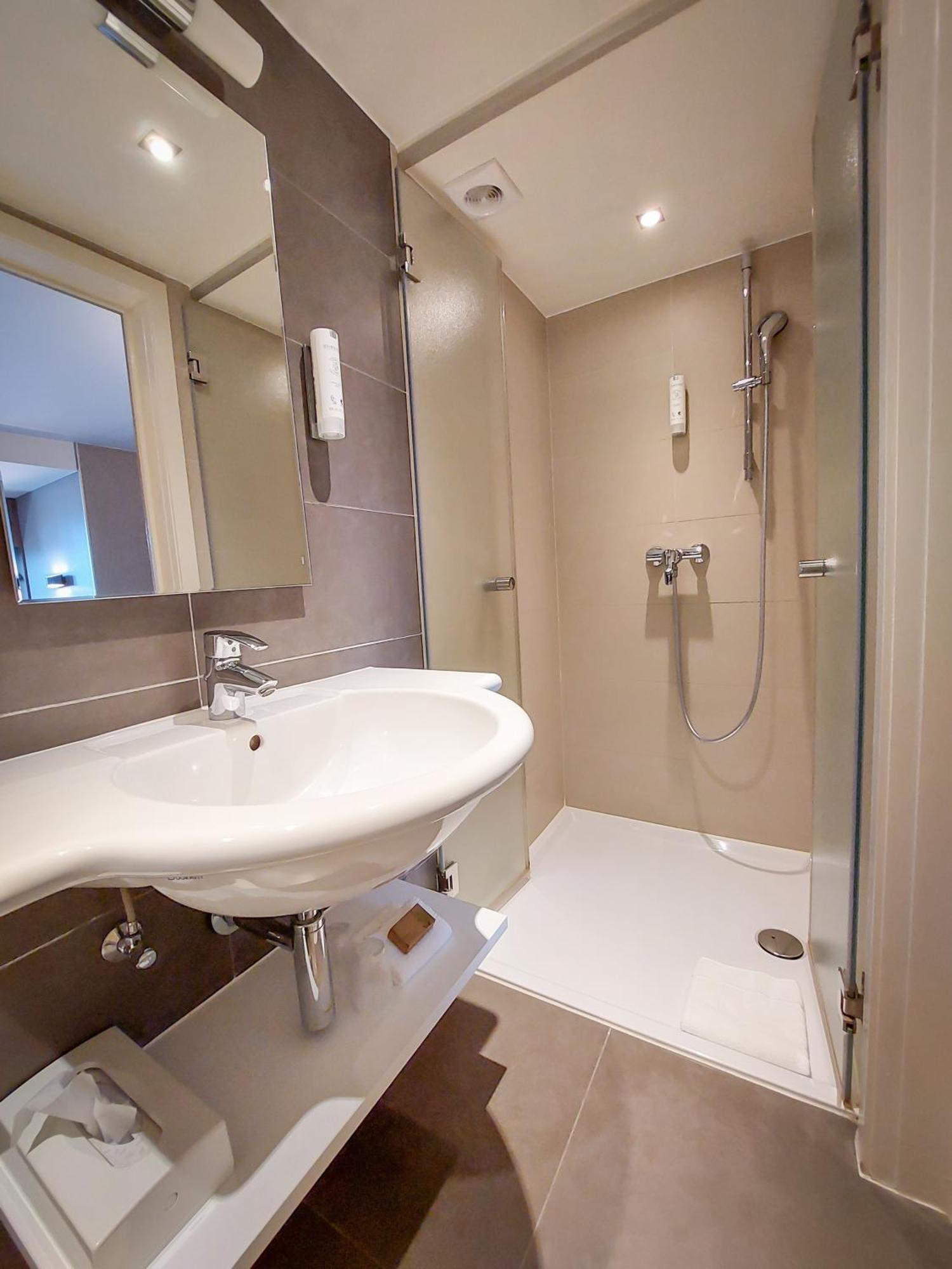 Hotel St. Pol 3*